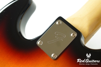 Made in Japan Traditional Late ’60s Jazz Bass - 3-Color Sunburst